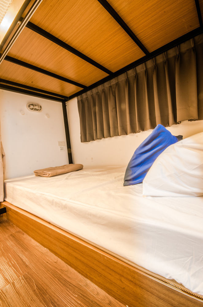 Pier 49 Hostel Bangkok Eksteriør bilde