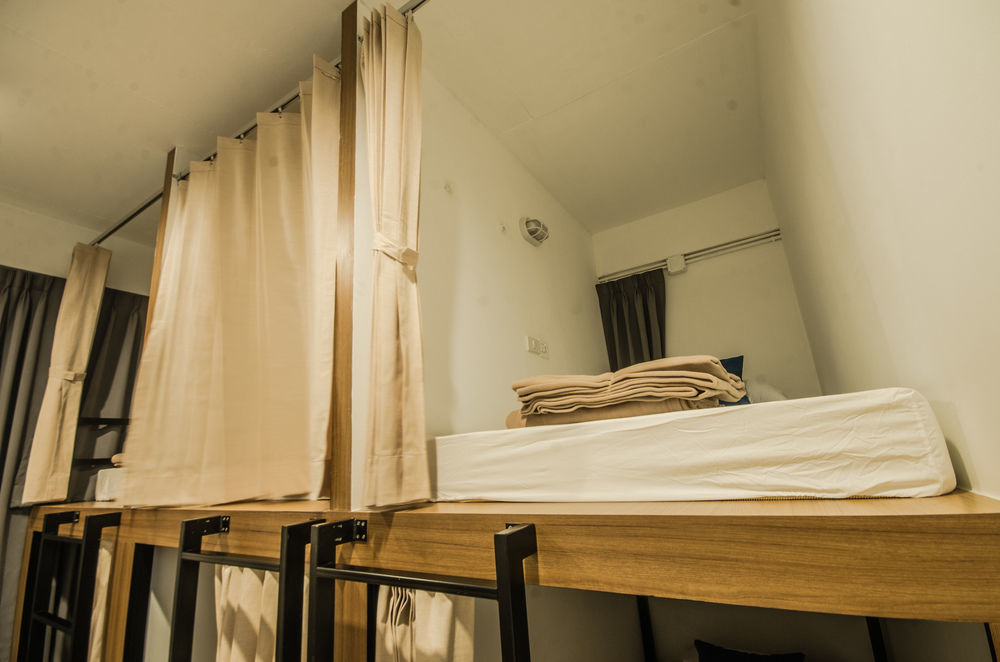 Pier 49 Hostel Bangkok Eksteriør bilde
